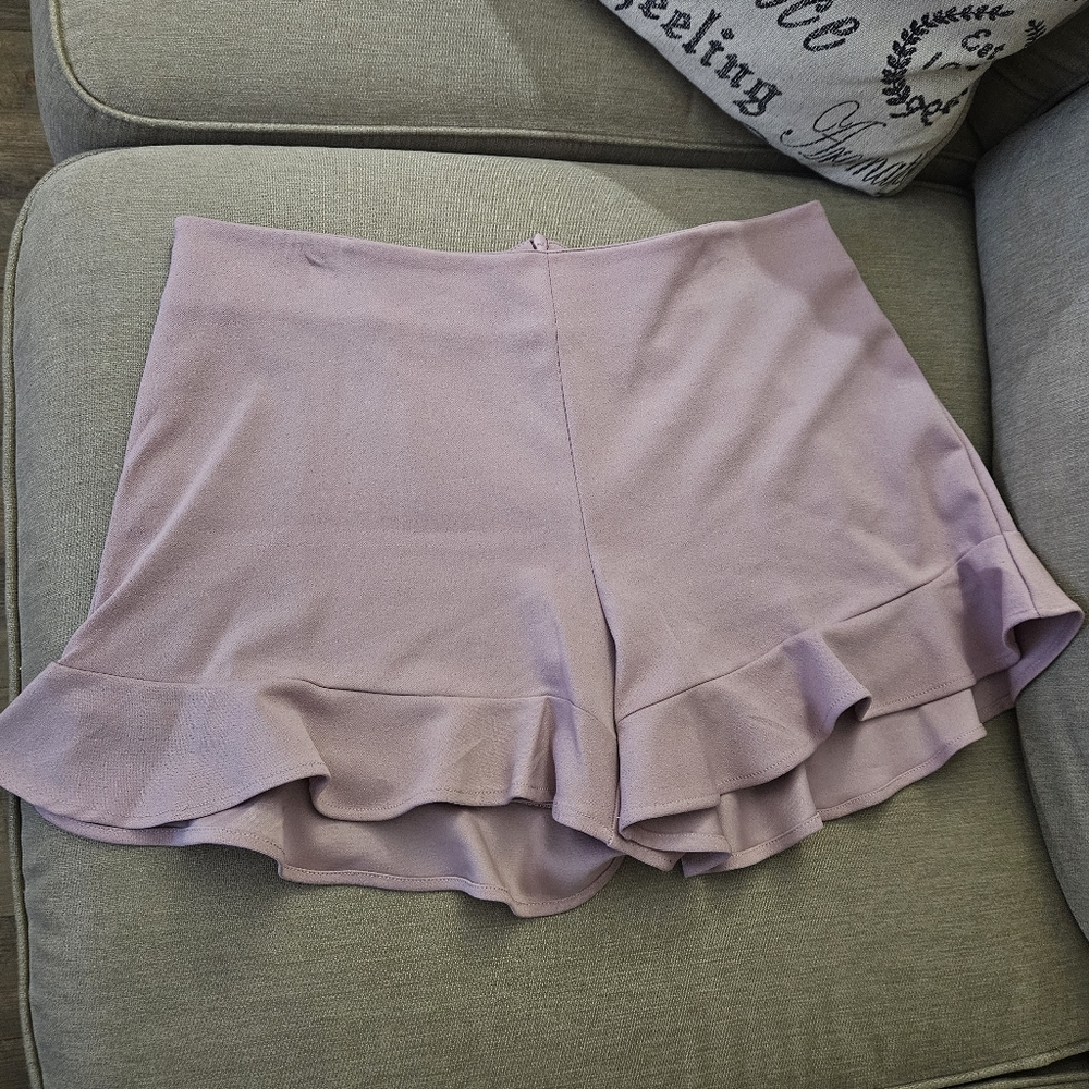 Ruffle Hem Women’s Shorts